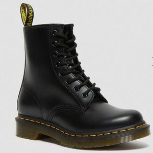 ❤️‍🔥😍SALE WORN 1x LIKE NEW DR MARTENS - black, original. Size 8 😍😍😍